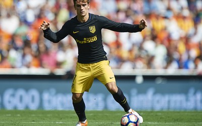 欧亿电竞热评-乌克兰队核心球员转会传闻