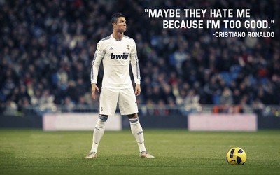 欧亿电竞快讯-恩佐训练中练习接球转身